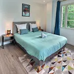 Superbe, T3 Spacieux 78 M2, Neuf, Parking, Balcon Apartment