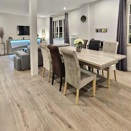 Apartment Superbe, T3 Spacieux 78 M2, Neuf, Parking, Balcon Gerde